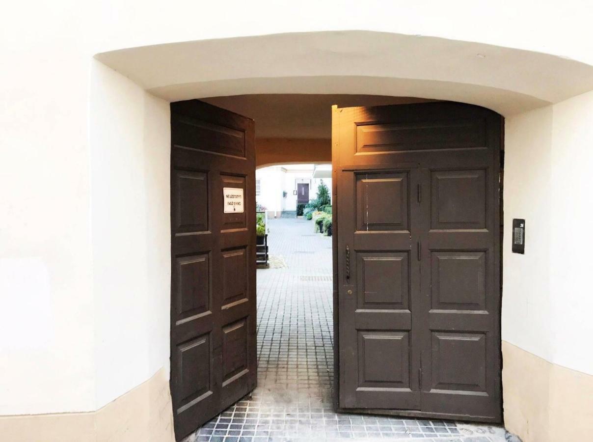 וילנה Luxury Old Town Apartment מראה חיצוני תמונה